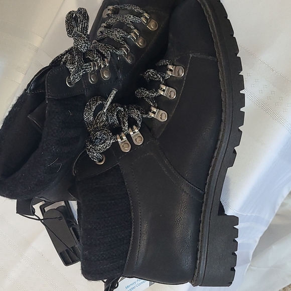 Time & Tru Ankle Boots NWT 8 - Picture 8 of 8